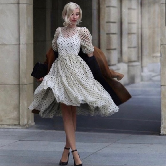 H&M Blogger Favourite. Polka Dot Tulle Dress - Picture 1 of 4